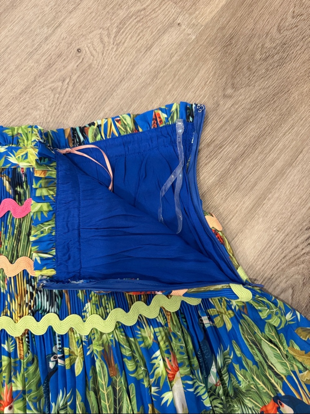 entro Blue Tropical Floral Pleated Skirt with Pink Peach Lime Trim - Picture 3 of 4